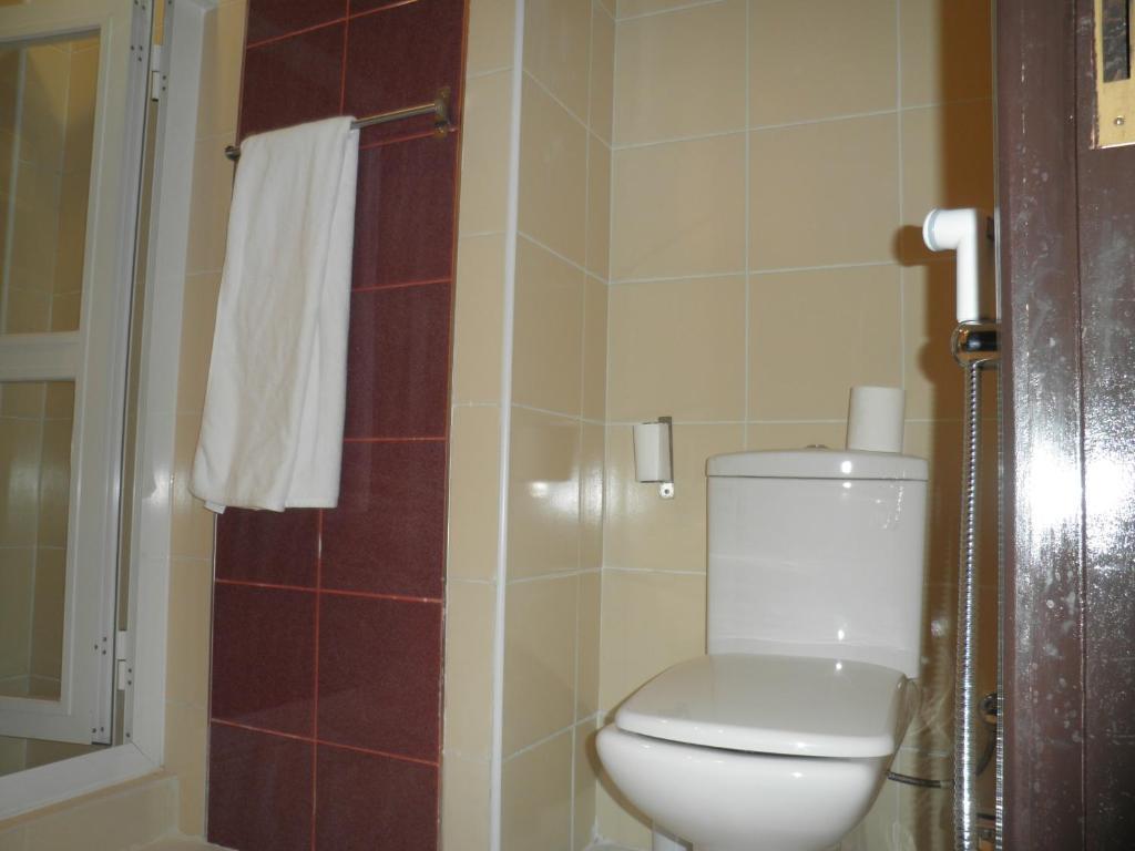 Marina Royal Hotel Suites Кувейт Номер фото
